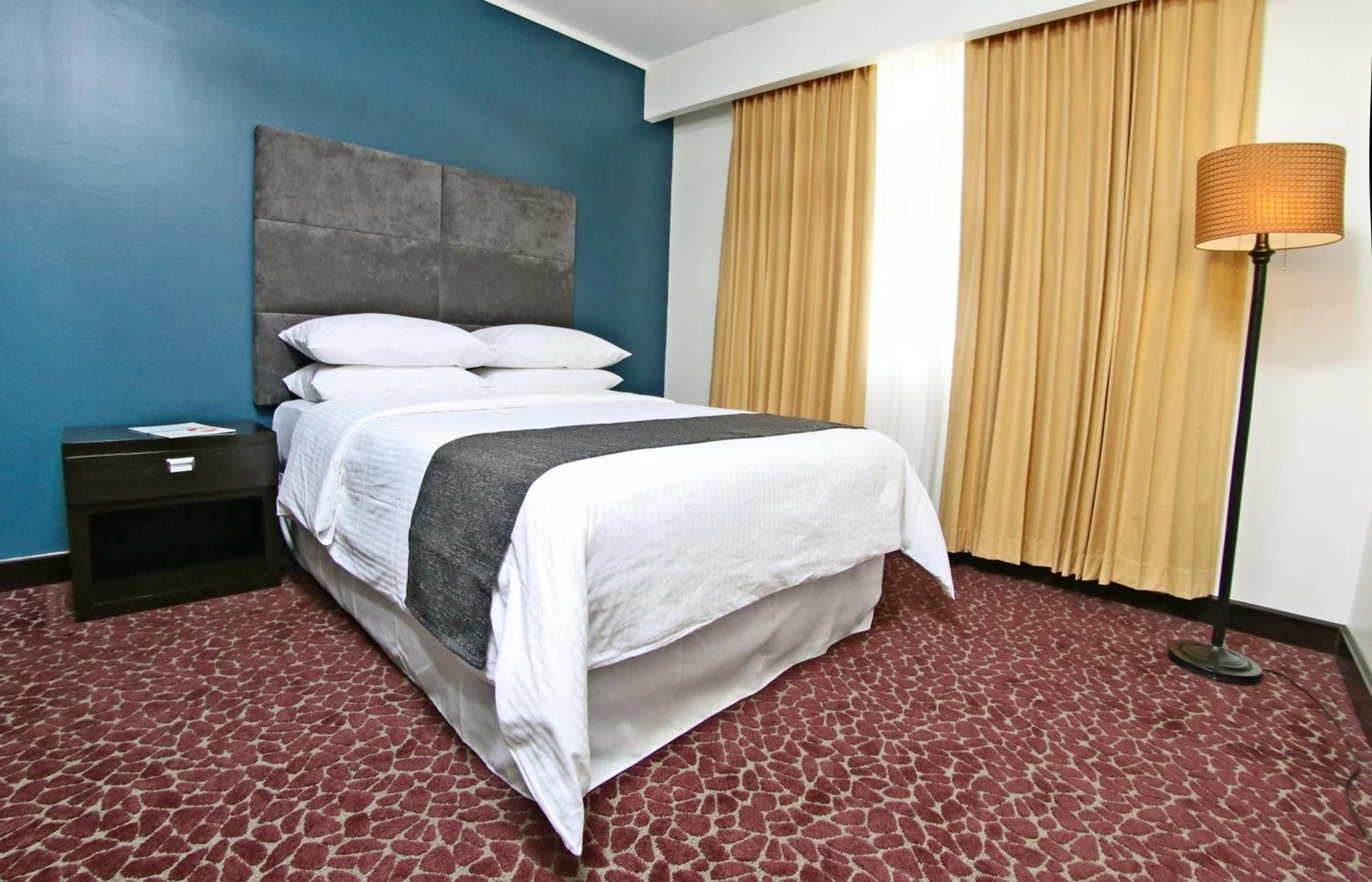 Family Room (No View)