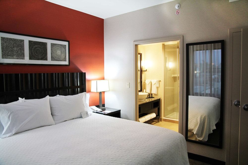 Suite, One King Bed, Roll In Shower