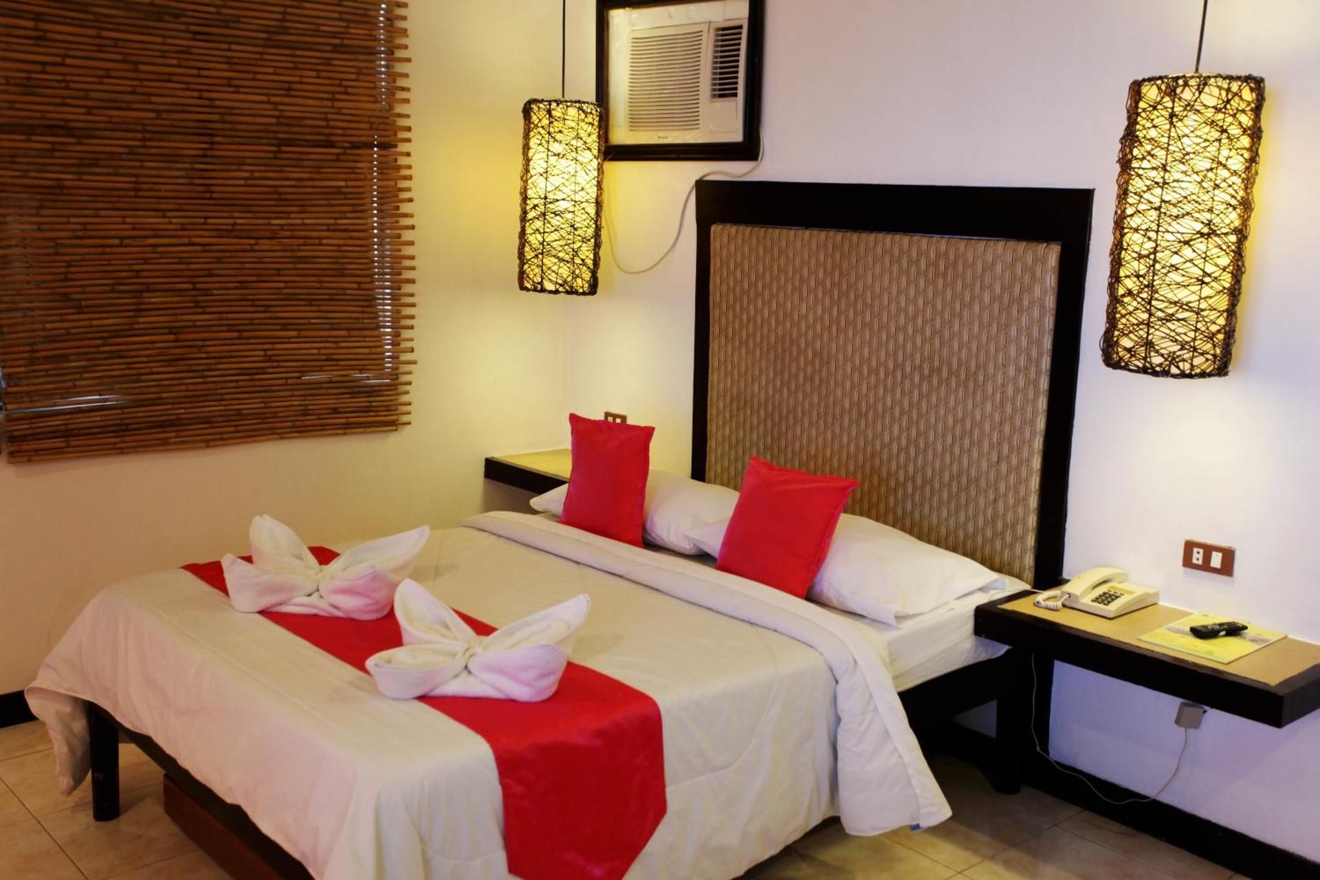 Eagle Point Beach and Dive Resort Standard Cottage Sea View 2