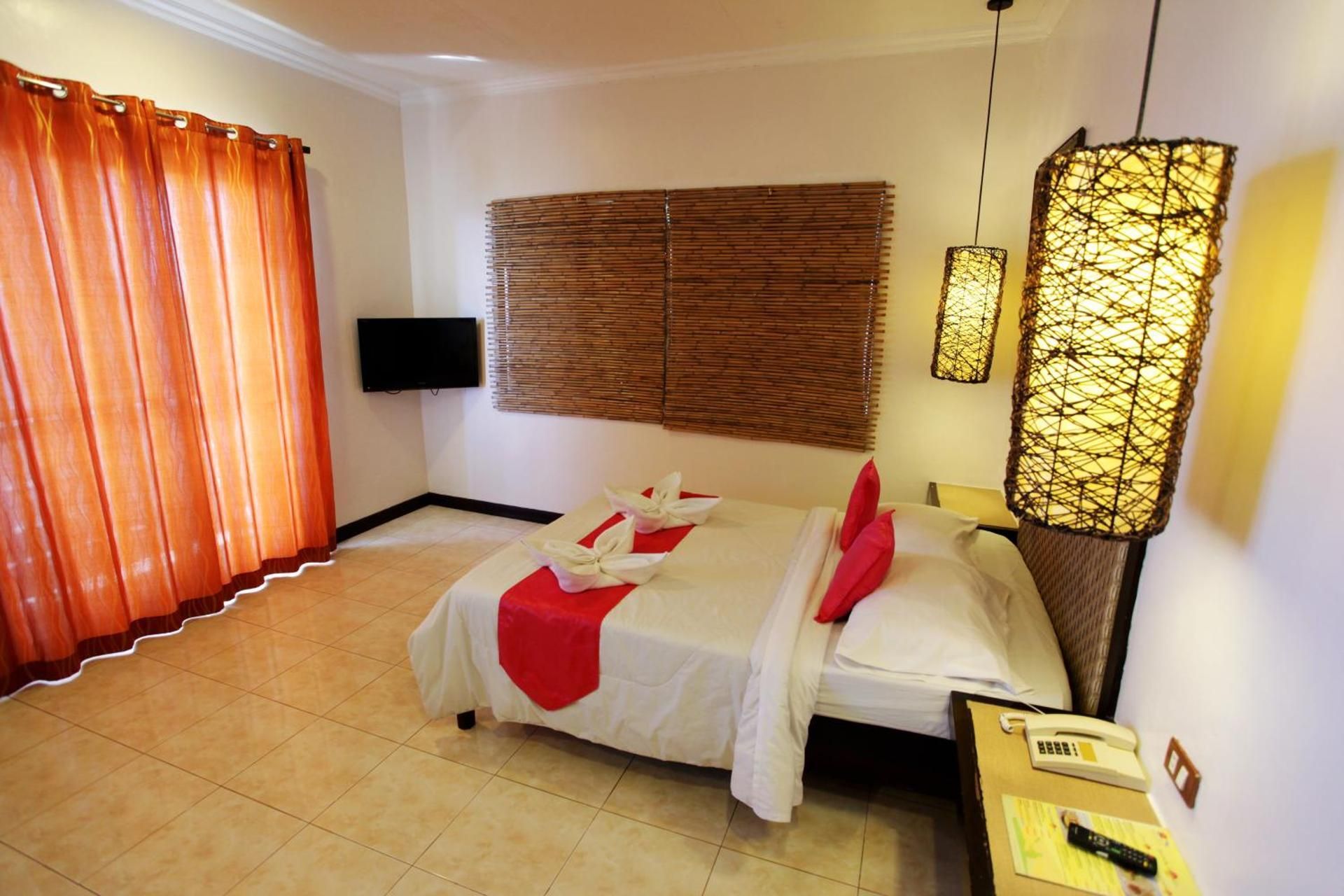 Eagle Point Beach and Dive Resort Standard Cottage Sea View