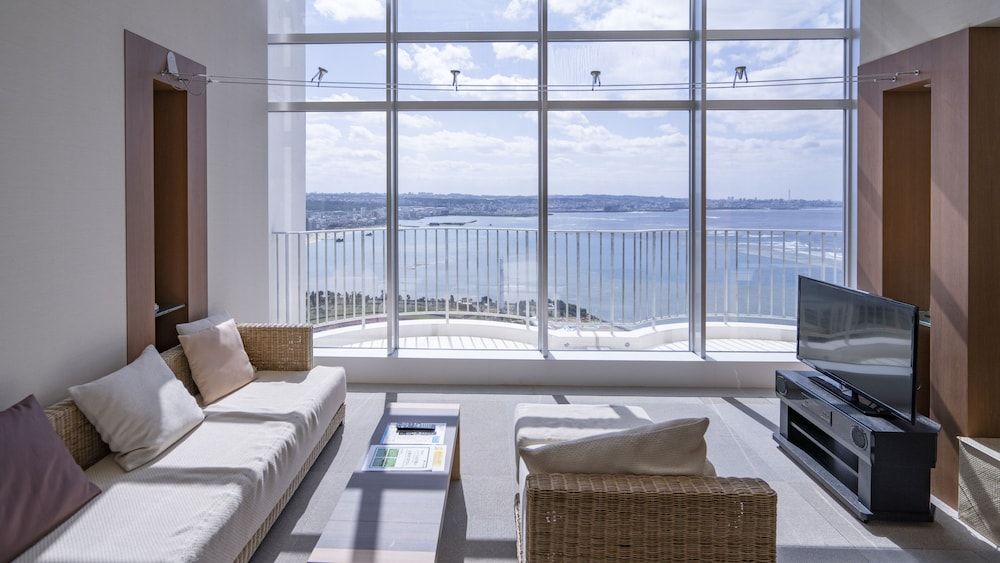 Suite, Twin, Sky View
