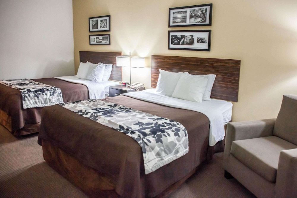 Standard Room, 2 Queen Beds, Accessible, Non Smoking