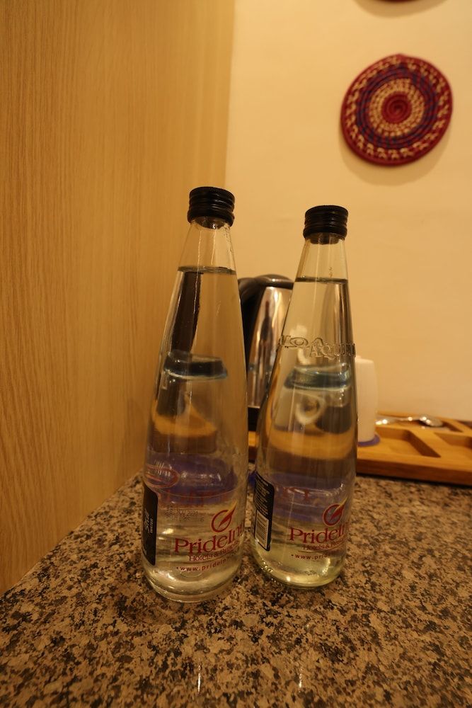 PrideInn Westlands Luxury Boutique Hotel Deluxe Double Room, 1 Queen Bed, City View 7