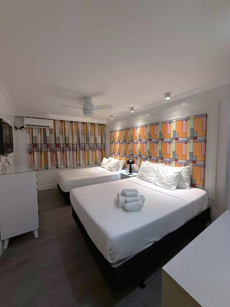 undefined The Cove by Renzzi 3