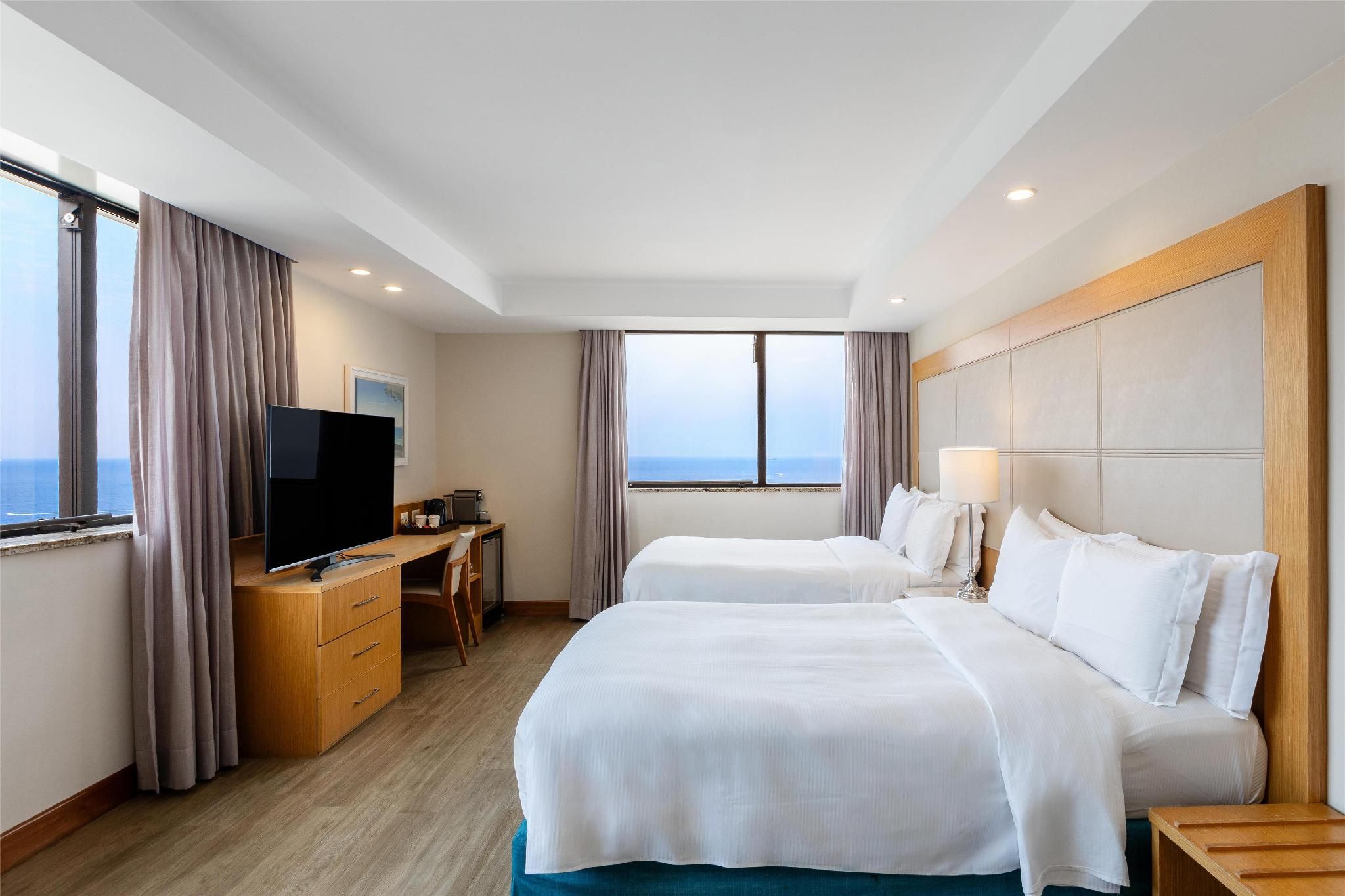 Family Suite Executive Room 2 Double Beds