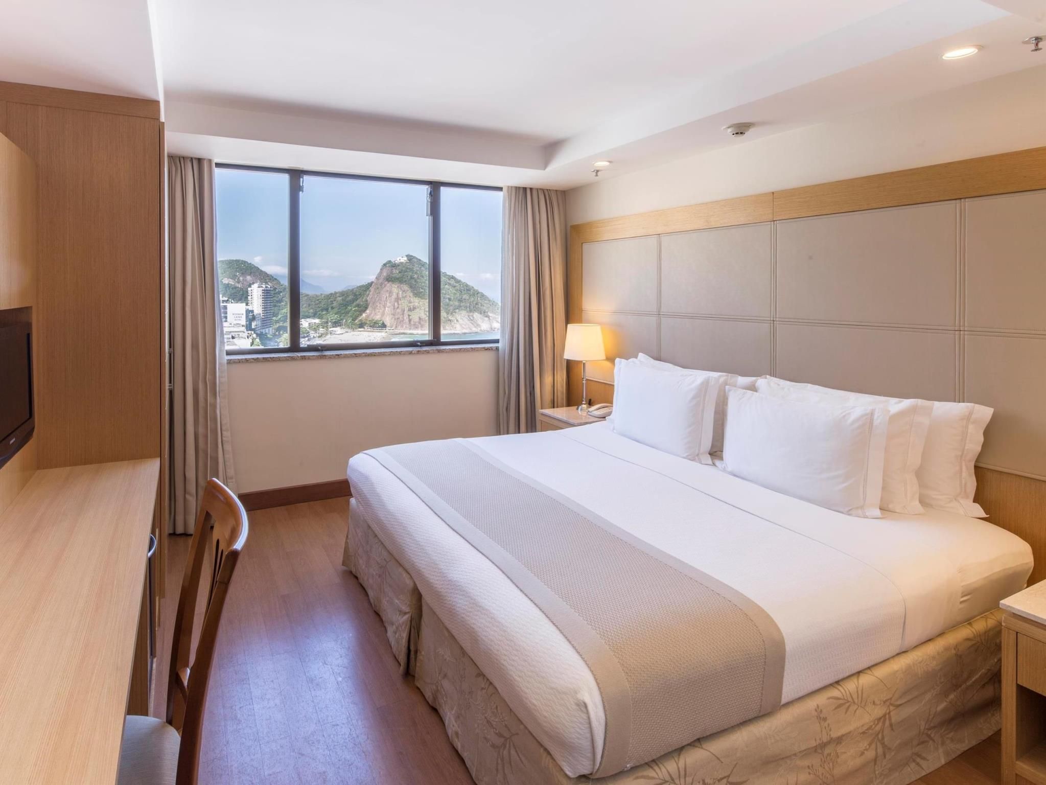 Ocean View 1 King Bed