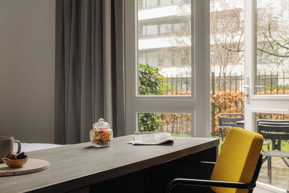 undefined The Manor Amsterdam 8