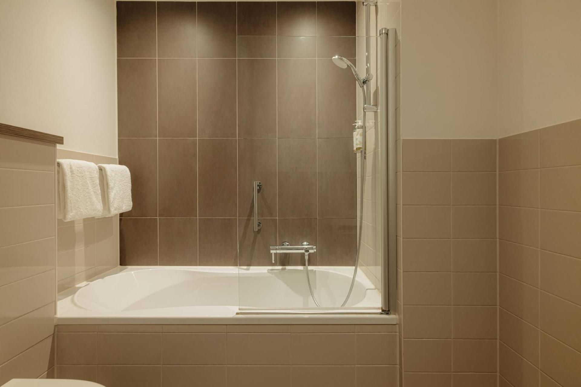 undefined The Manor Amsterdam 10