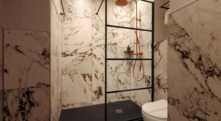undefined The Manor Amsterdam 8