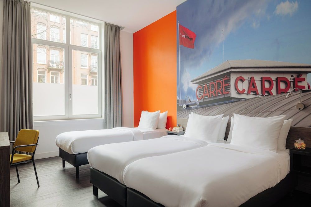 undefined The Manor Amsterdam 4