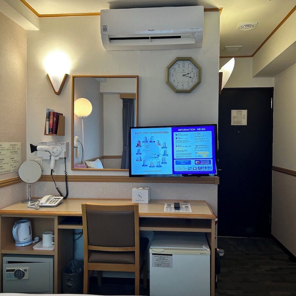 undefined Toyoko Inn Busan Station No.1 5