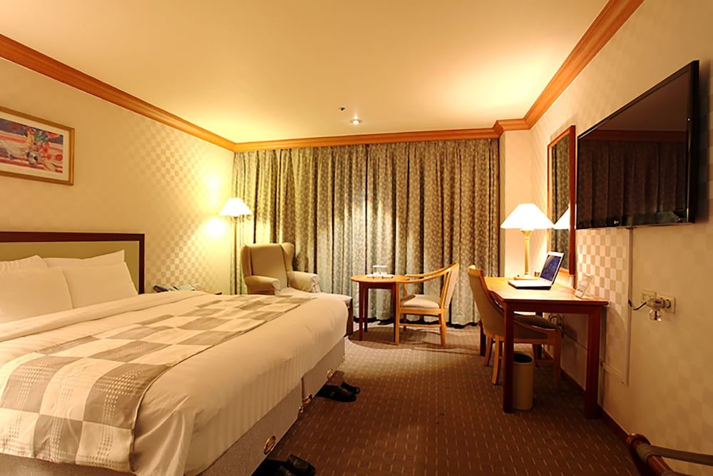 Hotel International Business Double Room (Free Sauna&Fitness Available) 3