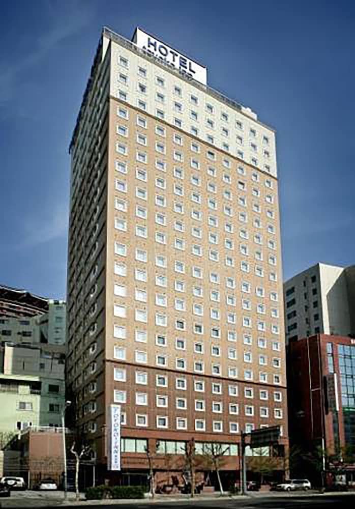 undefined Toyoko Inn Busan Jungang Station 6