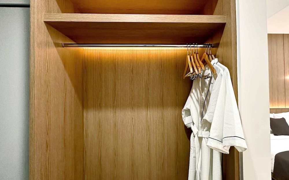 Commodore Hotel Pohang Standard Double Room 3