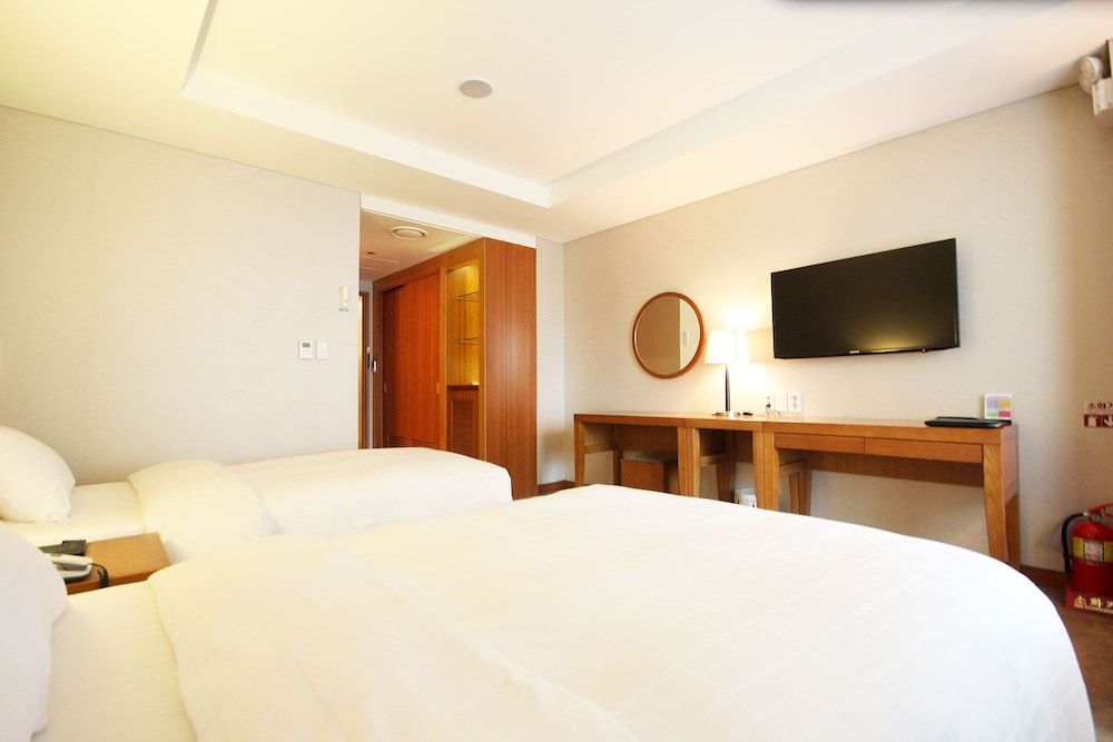 undefined Seoul Rex Hotel 2