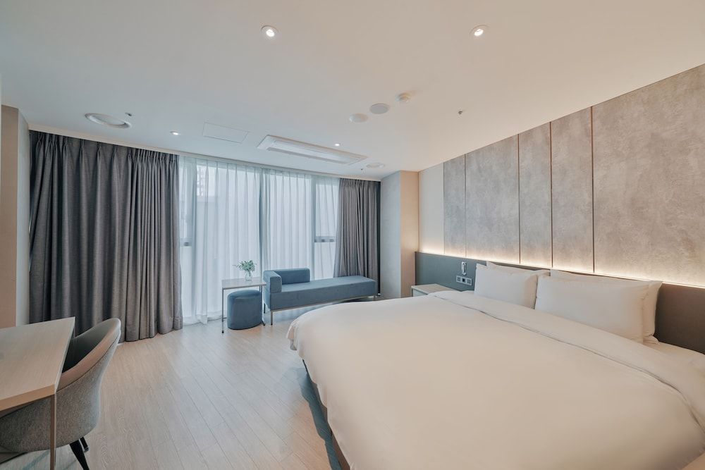 Hotel Aqua Palace Double Room (No view) 2