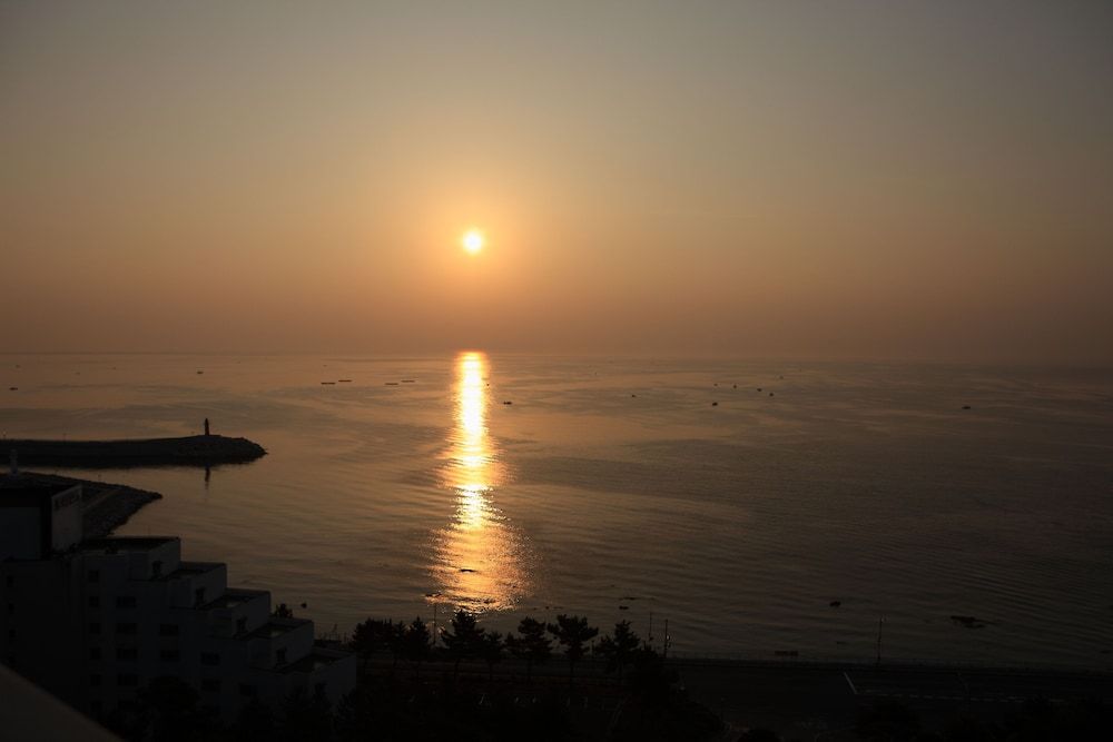 Hotel Maremons Deluxe Room (Ondol -extra futons for 24200 KRW) 2