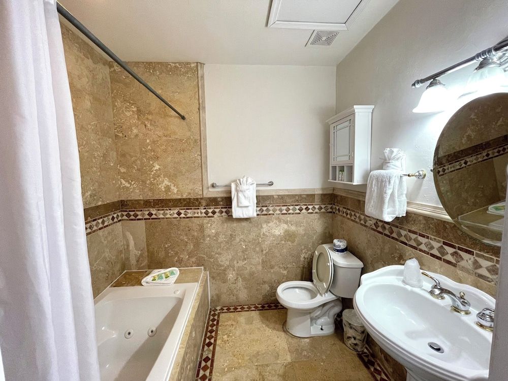 Coconut Cove Resort and Marina Traditional Room 5