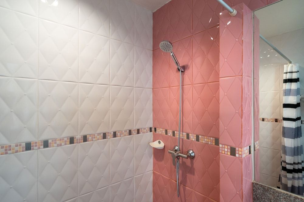 Memory Karon Resort Standard Double Room 11