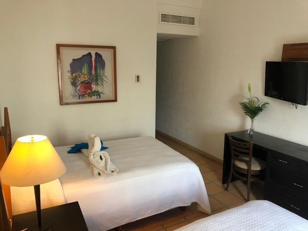 Azul Sirena Standard Room, 2 Queen Beds 3