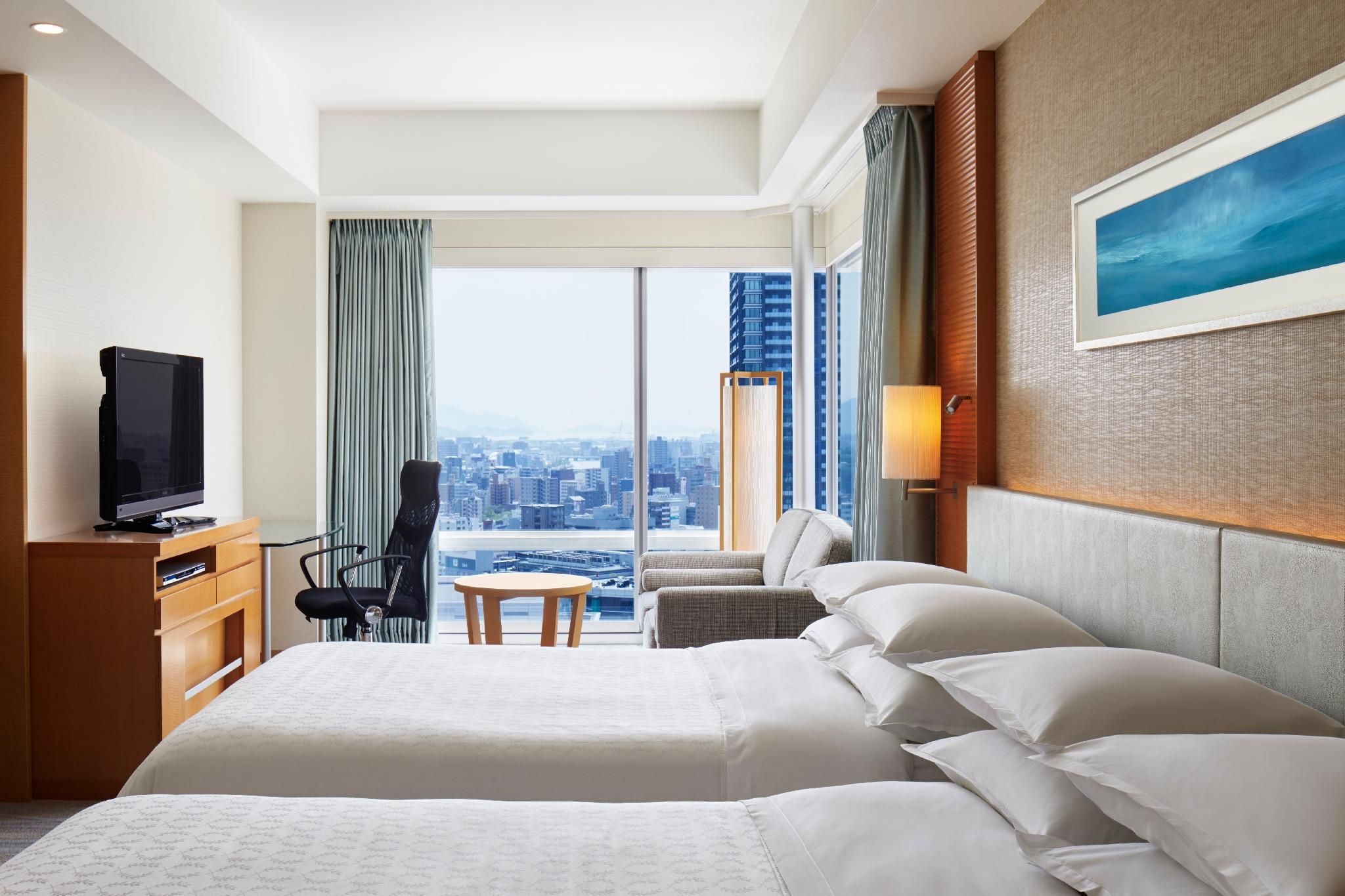 Larger Guest room, 2 Double, Corner room