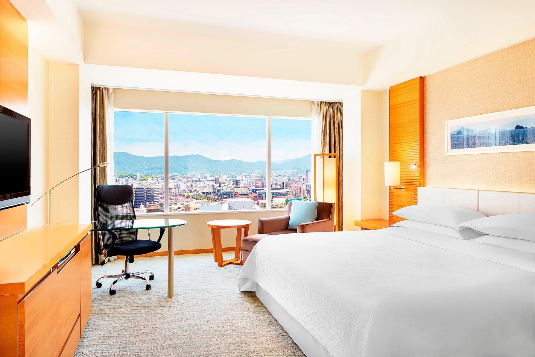 Club level, Guest room, 1 King, High floor
