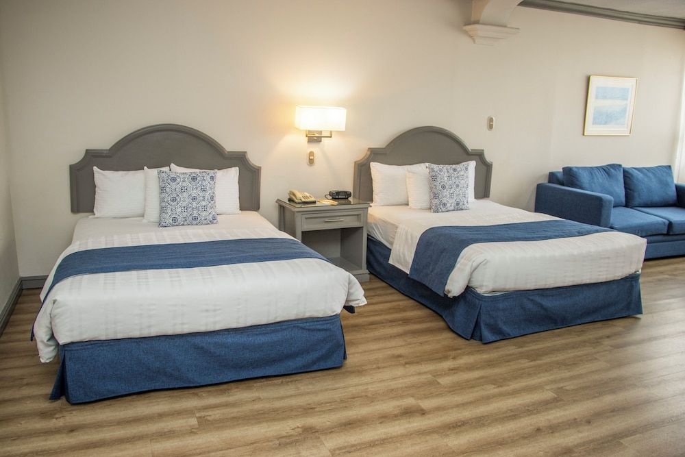 Junior Suite, 2 Double Beds, Kitchenette
