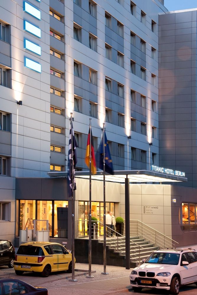 undefined TITANIC Comfort Berlin Mitte 3
