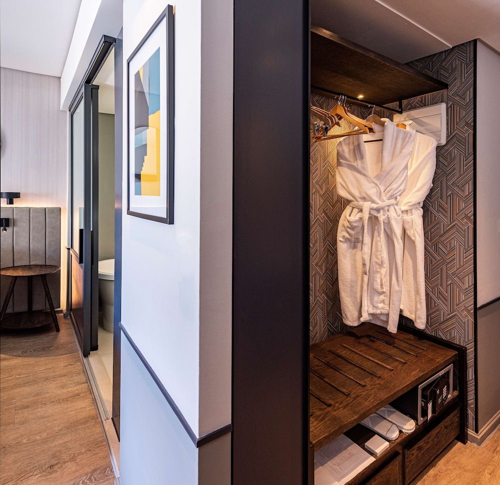 undefined Hyatt Regency Cape Town 7