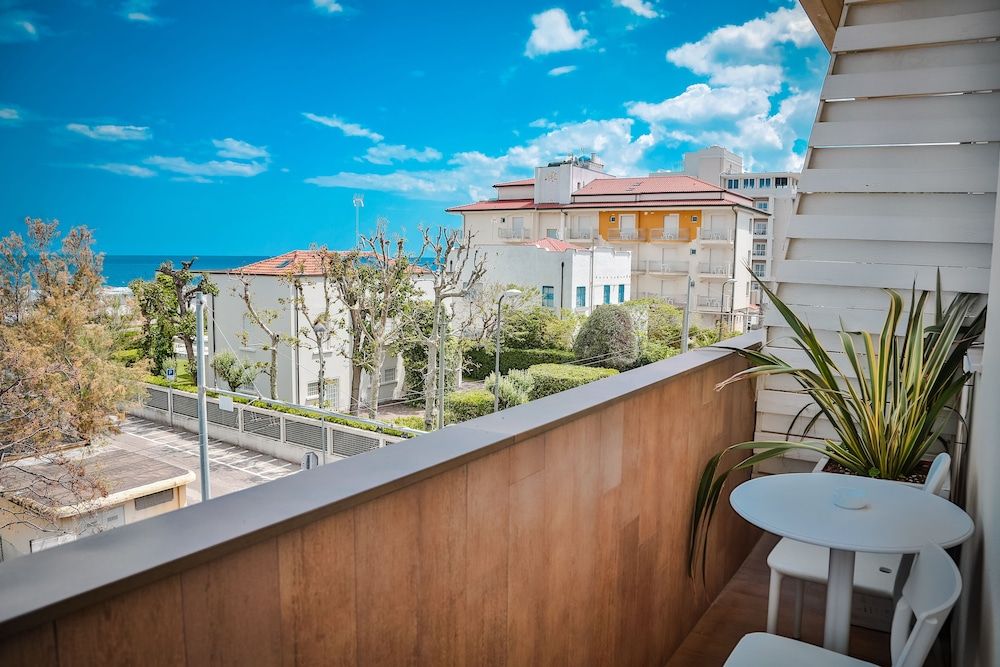 Hotel Select Suites & Spa / Apartments Comfort Triple Room 6