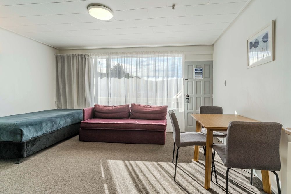 Superior Suite, 1 Bedroom, Kitchen, City View