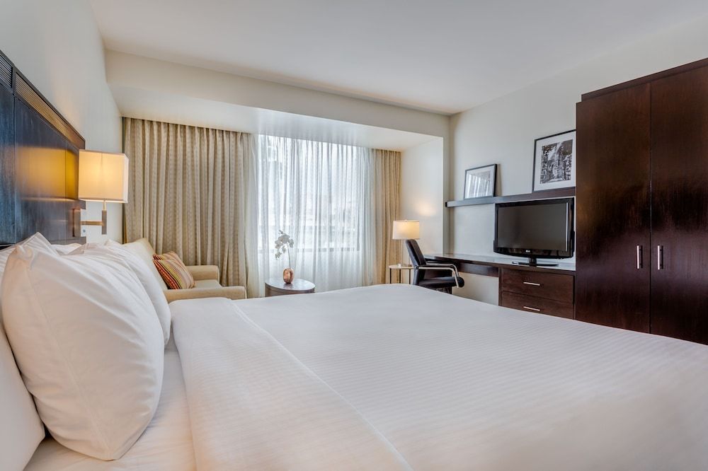 Superior Room, 1 King Bed with Sofa bed, Non Smoking
