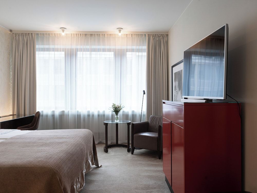 undefined Elite Eden Park Hotel 2