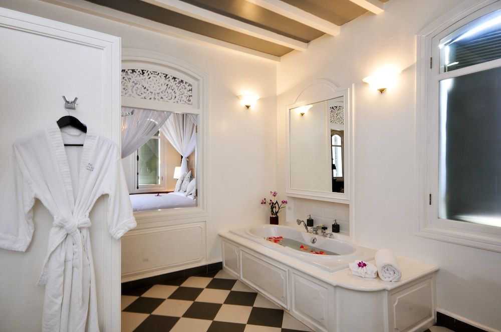 The Luang Say Residence Pioneer Suite King 16