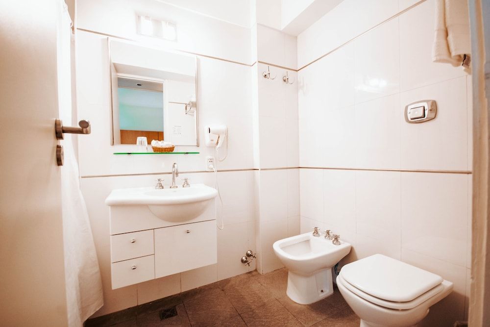 Hotel Spa Republica Superior Triple Room 4