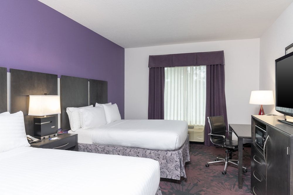Holiday Inn Express Hotels & Suites Columbus-Polaris Parkway by IHG Standard Room, 2 Queen Beds, Accessible (Mobility, Access Tub)