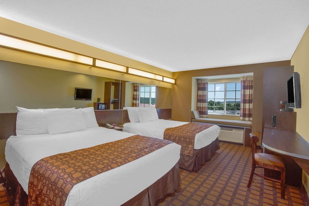 Standard Room, 2 Queen Beds, Accessible