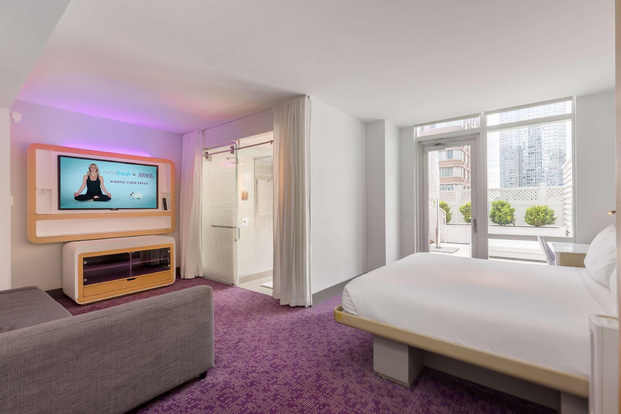 First Class Queen Junior Suite with Terrace - Accessible