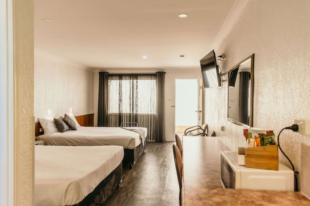 Outback Motel Mt Isa Pet Friendly Twin 5
