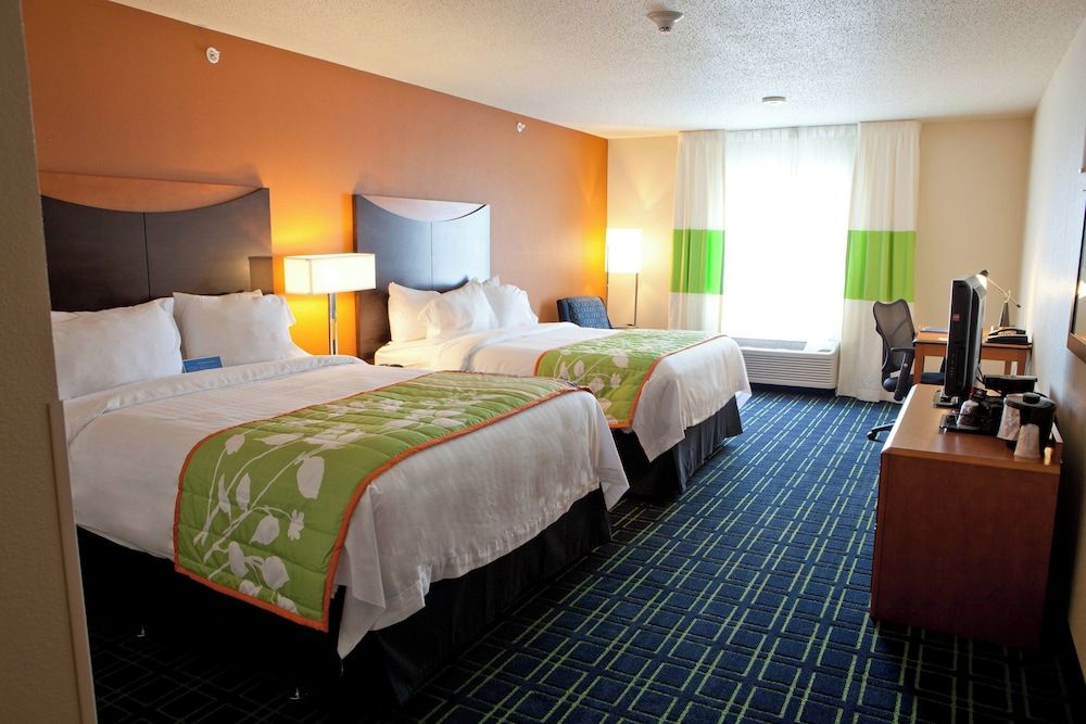 Executive Suite, Multiple Beds