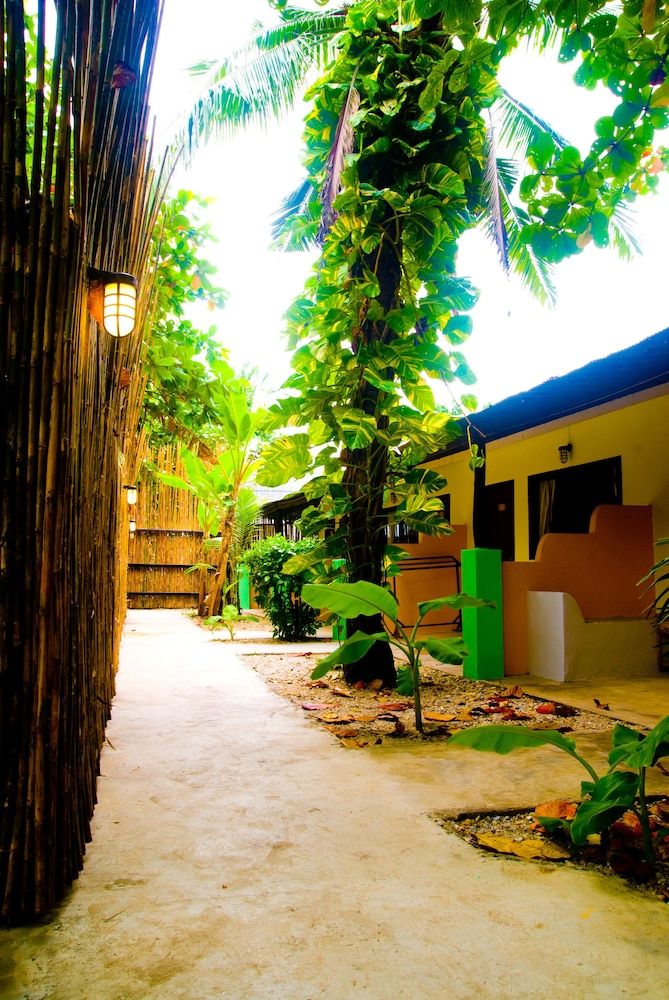 undefined Wimaan Buri Resort 4