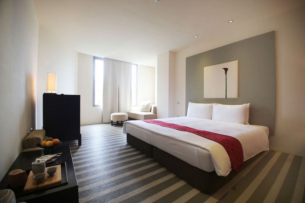 CHECK inn SELECT Taipei Yangmingshan Standard Double or Twin Room 2