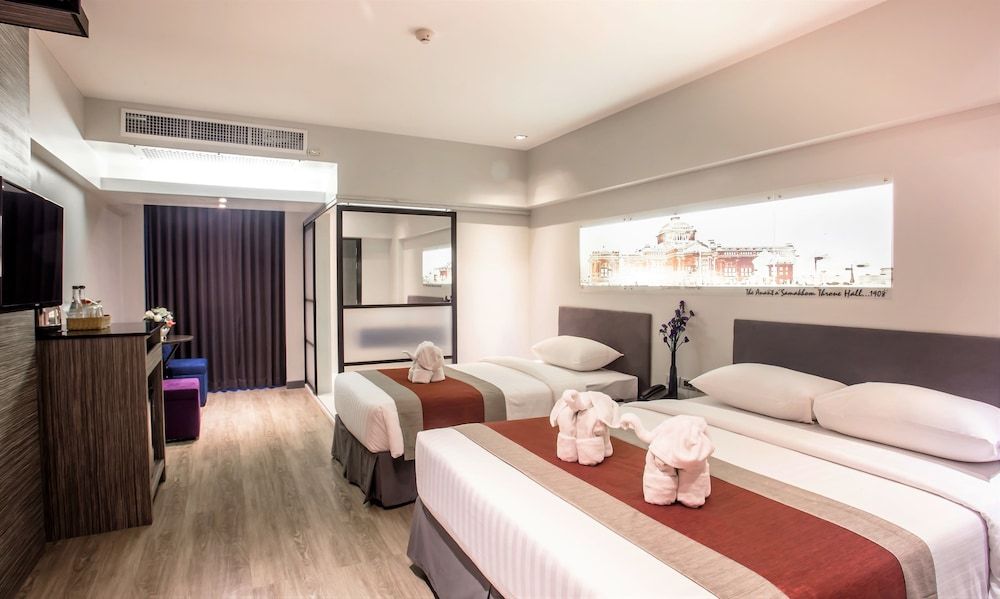 undefined Nouvo City Hotel 2