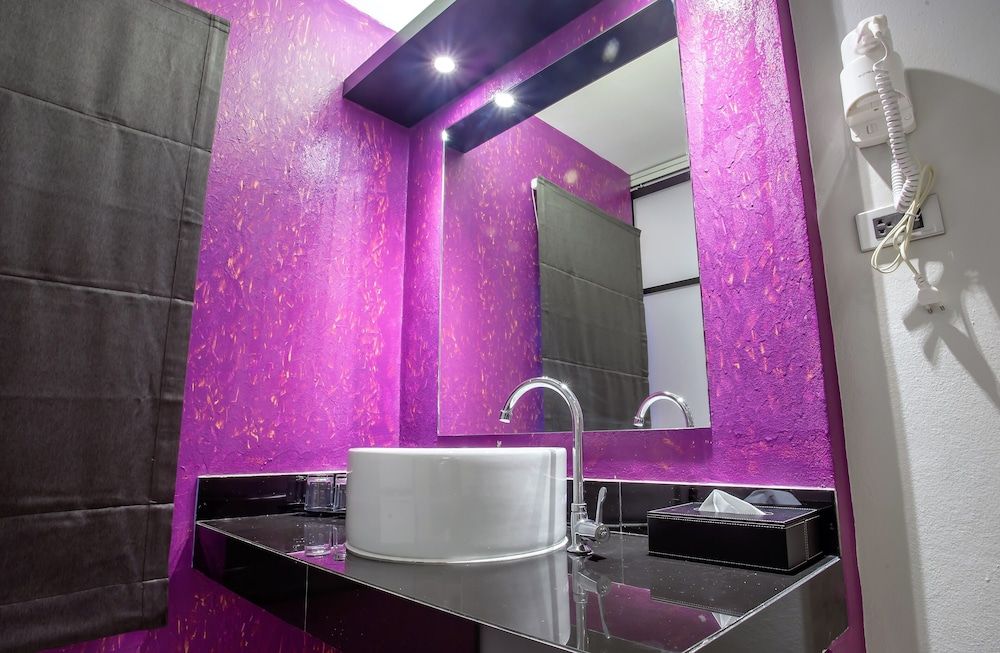 Nouvo City Hotel Superior Classic Double Room 5