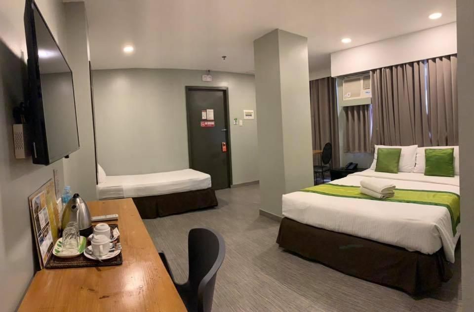 undefined Cebu R Hotel – Capitol 9