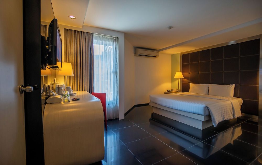 ibis Styles Chiang Mai Superior Room, 1 King Bed 5