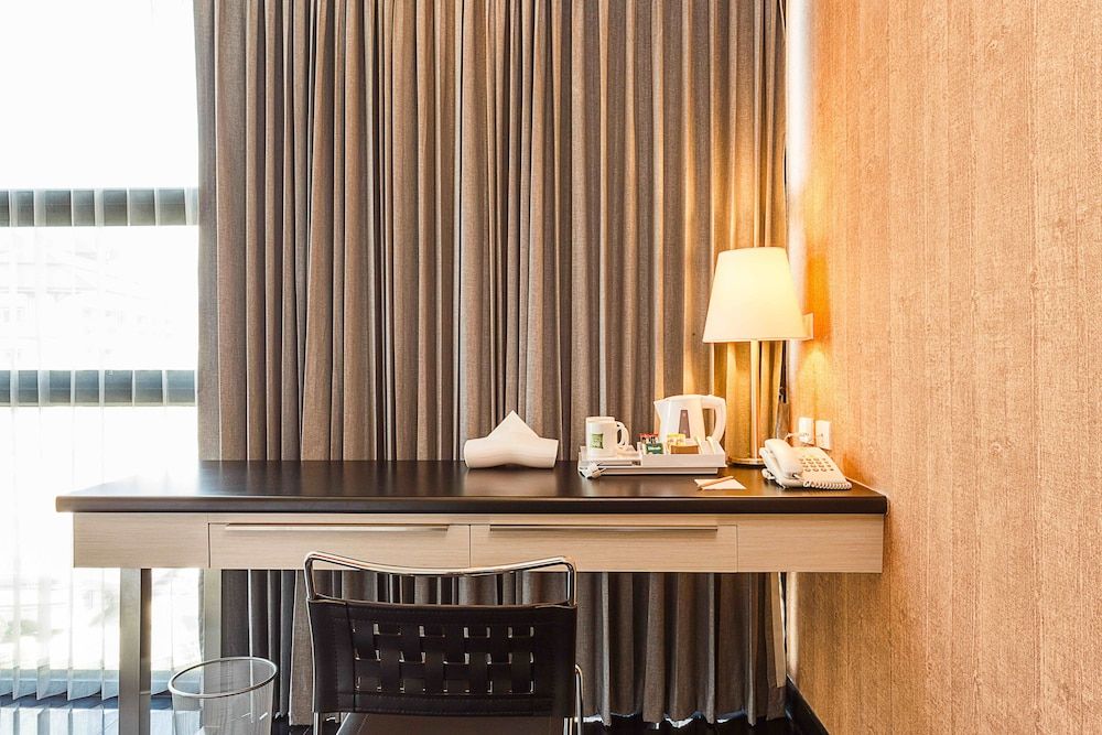 In-room business center