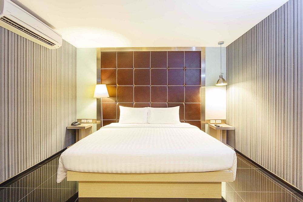 ibis Styles Chiang Mai Superior Room, 1 King Bed 4