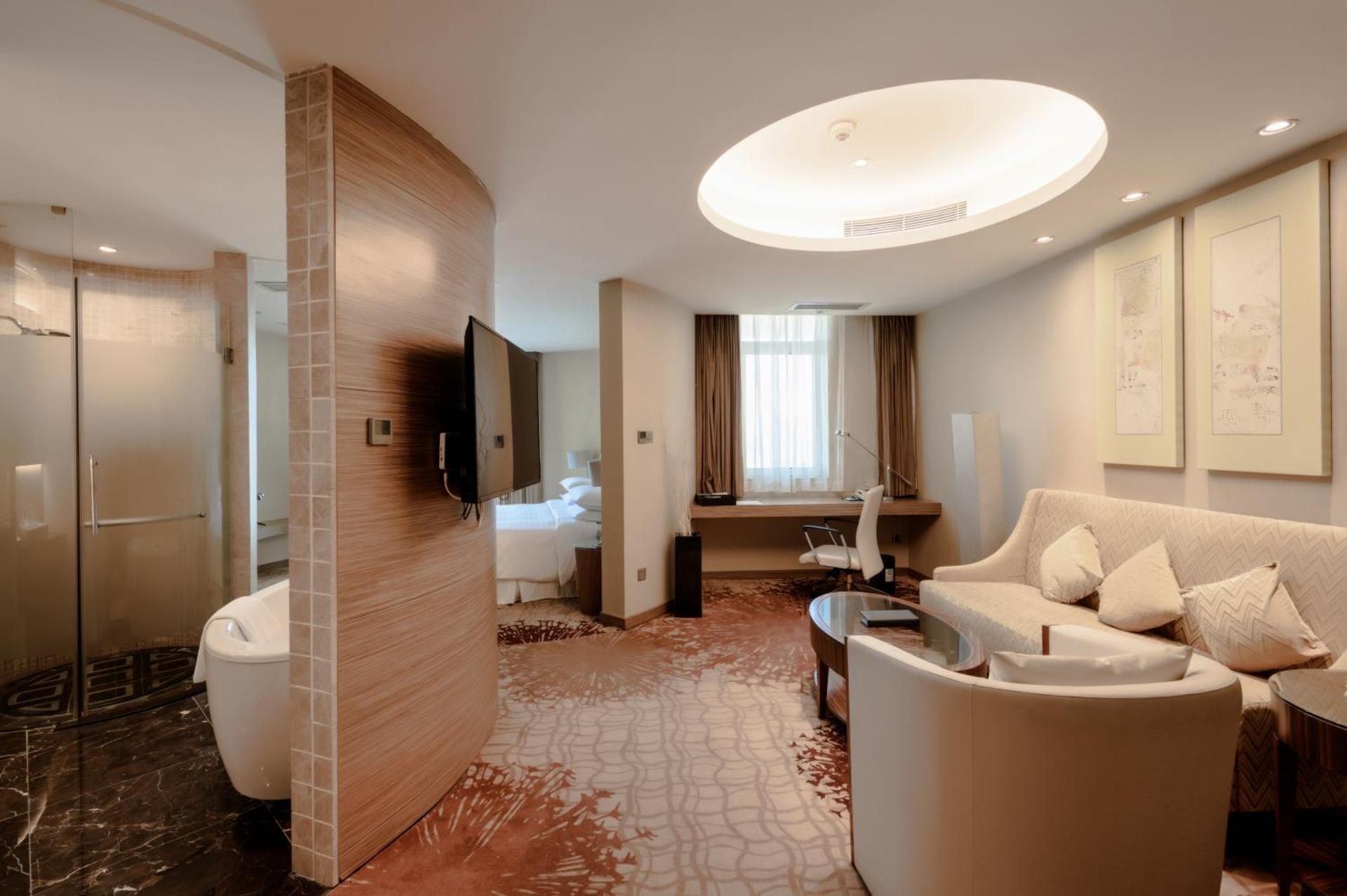 Superior Suite, 1 Bedroom Smaller Suite, 1 King