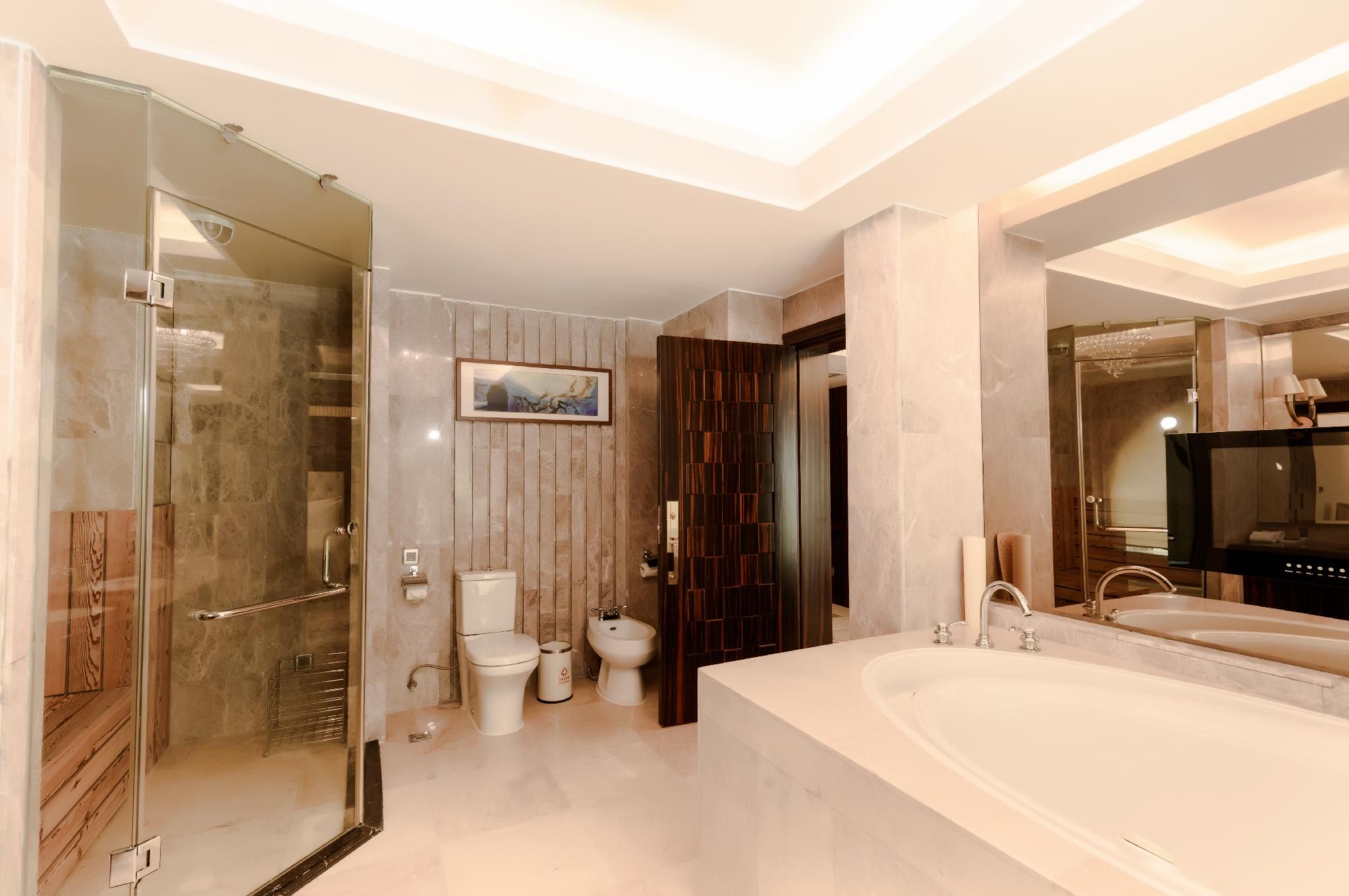 Presidential Room, 2 Bedroom Presidential Suite, Bedroom 1: 1 King, Bedroom 2: 1 King